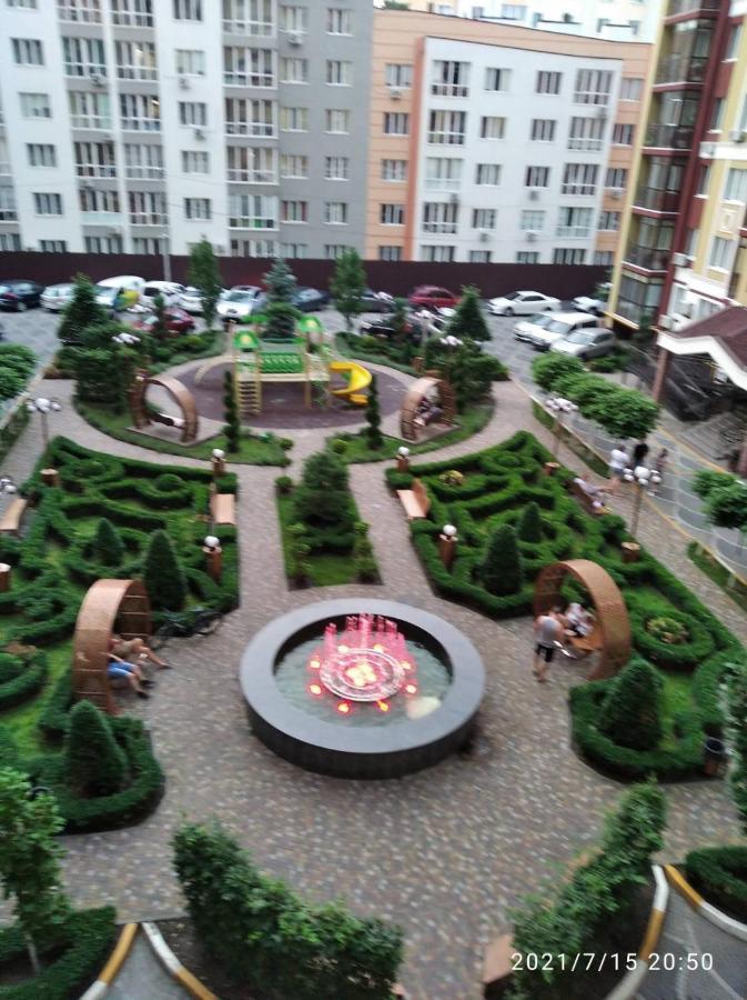 Ferienwohnung Жк Версаль Парк Irpin Exterior foto