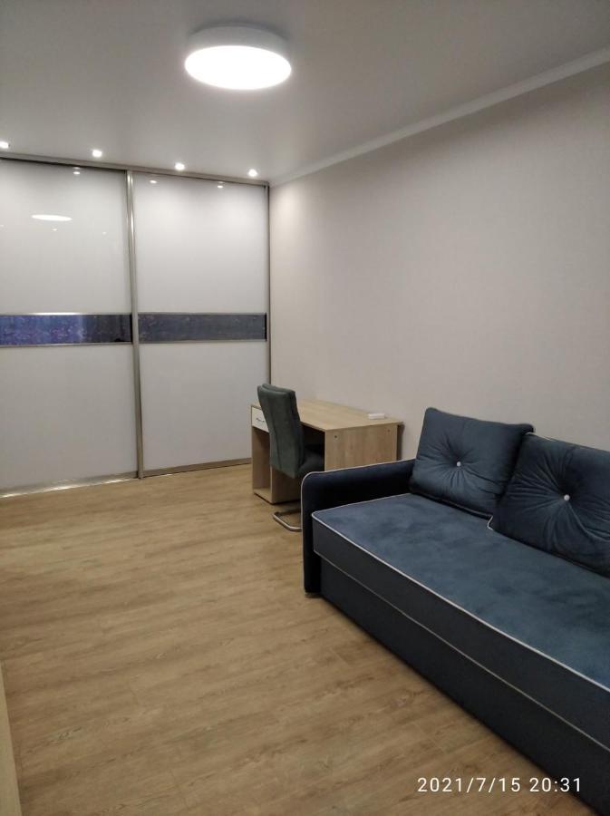 Ferienwohnung Жк Версаль Парк Irpin Exterior foto